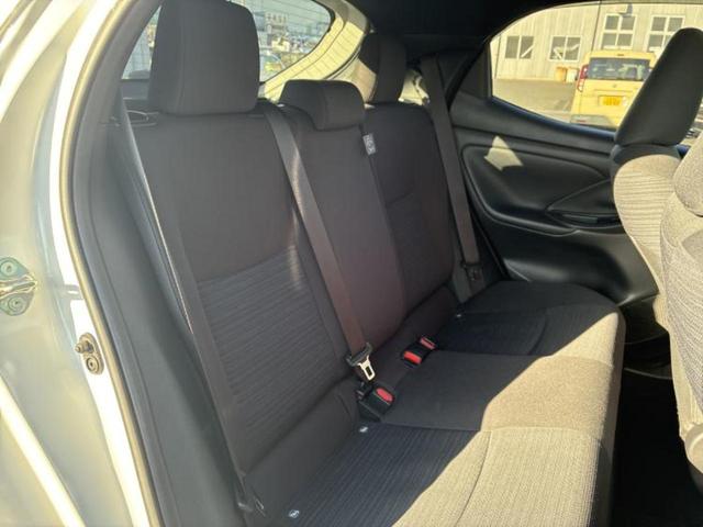 ヤリス ハイブリッドZ 保証書/ディスプレイオーディオ+ナビ/トヨタセーフティセンス/シートヒーター 前席/車線逸脱防止支援システム/ドライブレコーダー 前後/ヘッドランプ LED/Bluetooth接続/ETC ドラレコ(5枚目)