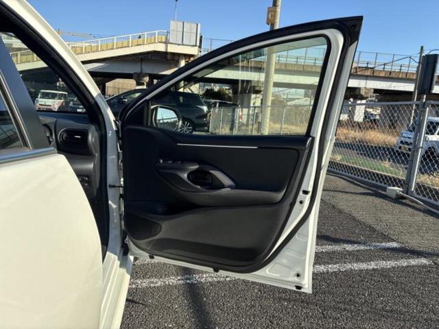 ヤリス ハイブリッドZ 保証書/ディスプレイオーディオ+ナビ/トヨタセーフティセンス/シートヒーター 前席/車線逸脱防止支援システム/ドライブレコーダー 前後/ヘッドランプ LED/Bluetooth接続/ETC ドラレコ(20枚目)