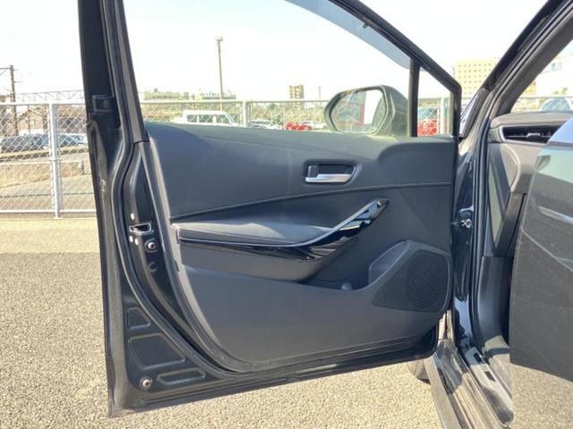 カローラツーリング ダブルバイビー　新品タイヤ／純正エアロ／保証書／ディスプレイオーディオ８インチ／トヨタセーフティセンス／車線逸脱防止支援システム／シート　ハーフレザー／ドライブレコーダー　純正／ヘッドランプ　ＬＥＤ　フルエアロ（21枚目）