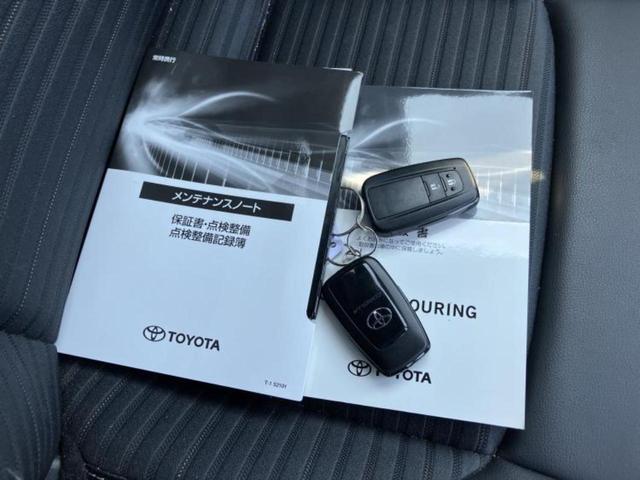 カローラツーリング ダブルバイビー　新品タイヤ／純正エアロ／保証書／ディスプレイオーディオ８インチ／トヨタセーフティセンス／車線逸脱防止支援システム／シート　ハーフレザー／ドライブレコーダー　純正／ヘッドランプ　ＬＥＤ　フルエアロ（32枚目）
