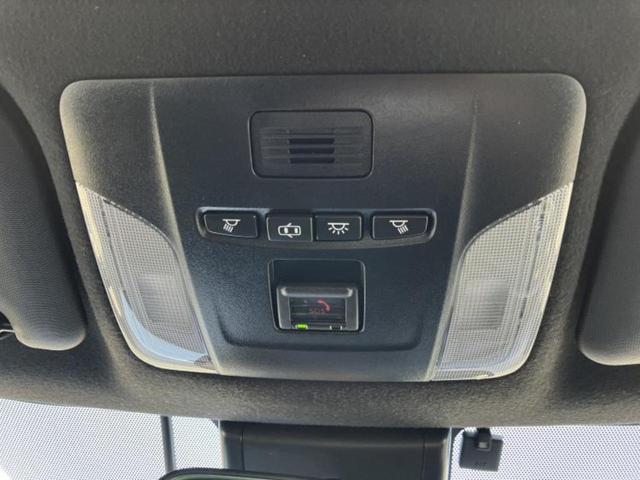 カローラツーリング ダブルバイビー　新品タイヤ／純正エアロ／保証書／ディスプレイオーディオ８インチ／トヨタセーフティセンス／車線逸脱防止支援システム／シート　ハーフレザー／ドライブレコーダー　純正／ヘッドランプ　ＬＥＤ　フルエアロ（38枚目）