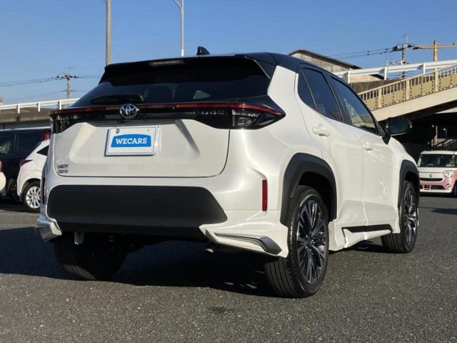 ヤリスクロス Z 純正エアロ/保証書/ディスプレイオーディオ+ナビ/衝突安全装置/シートヒーター/車線逸脱防止支援システム/シート ハーフレザー/ヘッドランプ LED/Bluetooth接続/ETC フルエアロ 禁煙車(3枚目)