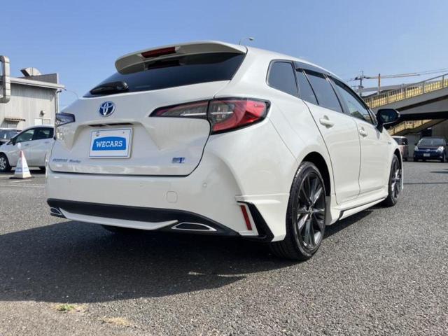 カローラツーリング ハイブリッドダブルバイビー　新品タイヤ／エアロ／保証書／ディスプレイオーディオ＋ナビ８インチ／トヨタセーフティセンス／シートヒーター　前席／車線逸脱防止支援システム／シート　ハーフレザー／ドライブレコーダー　前後　フルエアロ（3枚目）