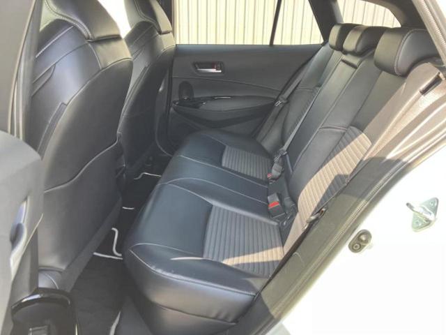 カローラツーリング ハイブリッドダブルバイビー　新品タイヤ／エアロ／保証書／ディスプレイオーディオ＋ナビ８インチ／トヨタセーフティセンス／シートヒーター　前席／車線逸脱防止支援システム／シート　ハーフレザー／ドライブレコーダー　前後　フルエアロ（7枚目）