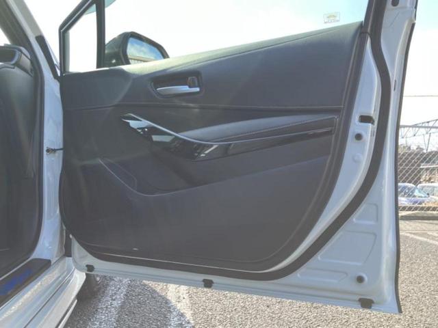 カローラツーリング ハイブリッドダブルバイビー　新品タイヤ／エアロ／保証書／ディスプレイオーディオ＋ナビ８インチ／トヨタセーフティセンス／シートヒーター　前席／車線逸脱防止支援システム／シート　ハーフレザー／ドライブレコーダー　前後　フルエアロ（20枚目）