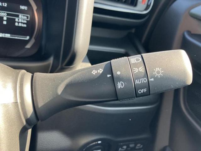 スペーシアギア ハイブリッドＸＺ　保証書／純正　９インチ　メモリーナビ／セーフティサポート（スズキ）／両側電動スライドドア／シートヒーター　前席／全方位モニター／車線逸脱防止支援システム／登録済未使用車／ヘッドランプ　ＬＥＤ（16枚目）