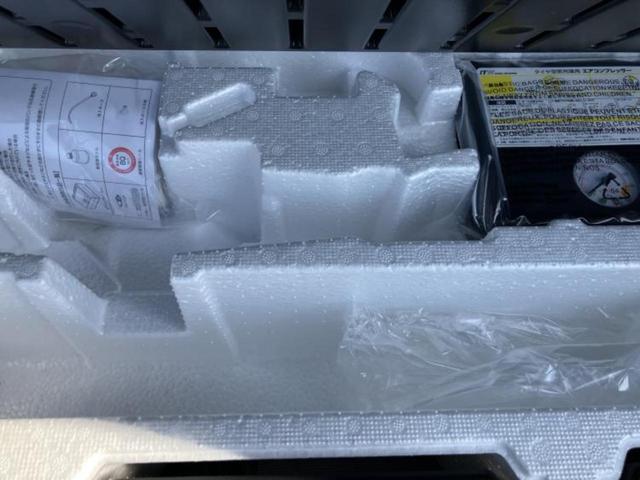 スペーシアギア ハイブリッドＸＺ　保証書／純正　９インチ　メモリーナビ／セーフティサポート（スズキ）／両側電動スライドドア／シートヒーター　前席／全方位モニター／車線逸脱防止支援システム／登録済未使用車／ヘッドランプ　ＬＥＤ（25枚目）