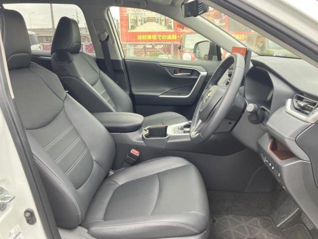 RAV4 4WD G Zパッケージ 保証書/ディスプレイオーディオ+ナビ/デジタルインナーミラー/衝突安全装置/シートヒーター/車線逸脱防止支援システム/シート ハーフレザー/電動バックドア/ヘッドランプ LED/ETC バックカメラ(4枚目)