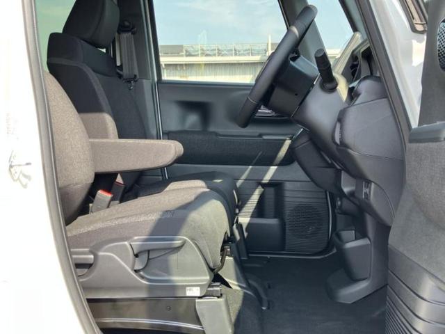 N-BOXカスタム ブラックスタイル 保証書/純正 8インチ ナビ/ホンダセンシング/両側電動スライドドア/シートヒーター 前席/車線逸脱防止支援システム/登録済未使用車/ヘッドランプ LED/USBジャック/Bluetooth接続(4枚目)