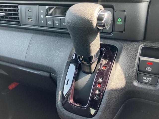 N-BOXカスタム ブラックスタイル 保証書/純正 8インチ ナビ/ホンダセンシング/両側電動スライドドア/シートヒーター 前席/車線逸脱防止支援システム/登録済未使用車/ヘッドランプ LED/USBジャック/Bluetooth接続(18枚目)