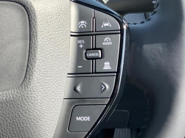 プリウス Ｚ　保証書／純正　ＳＤナビ／デジタルインナーミラー／衝突安全装置／シートヒーター／全方位モニター／車線逸脱防止支援システム／シート　ハーフレザー／パーキングアシスト　自動操舵／電動バックドア　全周囲カメラ（28枚目）