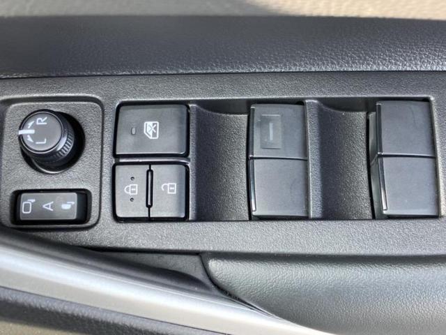 カローラクロス ハイブリッドZ ガラスルーフ/保証書/ディスプレイオーディオ+ナビ10インチ/トヨタセーフティセンス/シートヒーター 前席/パノラミックビューモニター/車線逸脱防止支援システム/シート ハーフレザー 全周囲カメラ(27枚目)