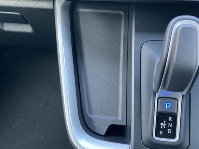 ヴォクシー ハイブリッドＳ－Ｚ　保証書／純正　１０インチ　ＳＤナビ／フリップダウンモニター／衝突安全装置／両側電動スライドドア／シートヒーター／パノラミックビューモニター／車線逸脱防止支援システム／シート　合皮　衝突被害軽減システム（42枚目）