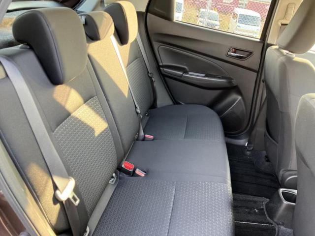 スイフト ＸＧリミテッド　新品タイヤ／純正　ＳＤナビ／シートヒーター　運転席／Ｂｌｕｅｔｏｏｔｈ接続／ＥＴＣ／ＥＢＤ付ＡＢＳ／横滑り防止装置／フルセグＴＶ／エアバッグ　運転席／エアバッグ　助手席／パワーウインドウ　盗難防止装置（5枚目）