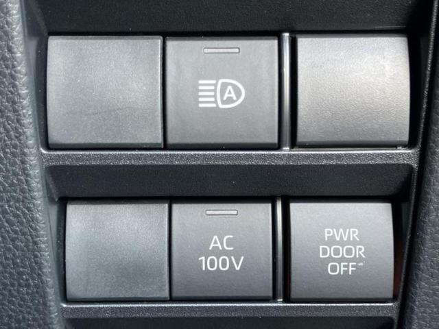 ヴォクシー ハイブリッドＳ－Ｚ　新品タイヤ／純正　１０インチ　ＳＤナビ／フリップダウンモニター　純正　１４インチ／衝突安全装置／両側電動スライドドア／シートヒーター　前席／パノラミックビューモニター／車線逸脱防止支援システム（29枚目）