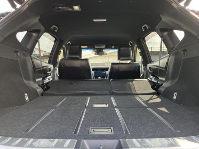 ハリアー プレミアム 新品タイヤ/保証書/社外 9インチ SDナビ/トヨタセーフティセンス/車線逸脱防止支援システム/シート ハーフレザー/電動バックドア/ヘッドランプ LED/Bluetooth接続/ETC バックカメラ(19枚目)