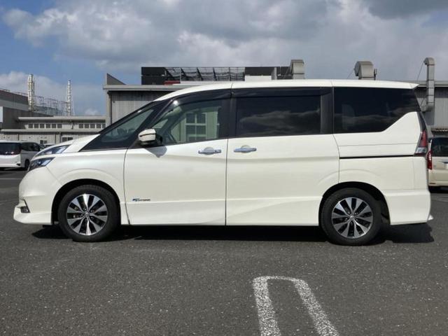 セレナ ハイウェイスターＶセレクション　純正　９インチ　ＳＤナビ／インテリジェントルームミラー／エマージェンシーブレーキ／両側電動スライドドア／アラウンドビューモニター／車線逸脱防止支援システム／プロパイロット　衝突被害軽減システム　ＥＴＣ（2枚目）