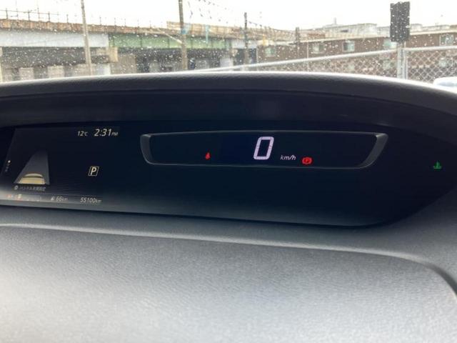 セレナ ハイウェイスターＶセレクション　純正　９インチ　ＳＤナビ／インテリジェントルームミラー／エマージェンシーブレーキ／両側電動スライドドア／アラウンドビューモニター／車線逸脱防止支援システム／プロパイロット　衝突被害軽減システム　ＥＴＣ（14枚目）