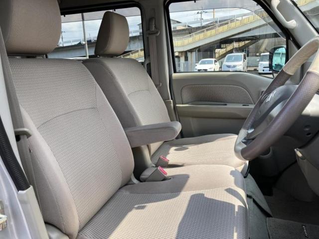 エブリイワゴン ＰＺターボスペシャル　新品タイヤ／保証書／社外　ＳＤナビ／衝突安全装置／両側電動スライドドア／ドライブレコーダー　純正／ヘッドランプ　ＨＩＤ／Ｂｌｕｅｔｏｏｔｈ接続／ＥＴＣ／ＥＢＤ付ＡＢＳ／横滑り防止装置　バックカメラ（4枚目）