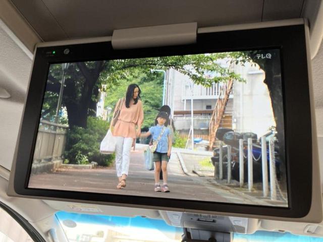 アルファード Ｓ　Ｃパッケージ　新品タイヤ／サンルーフ／保証書／ディスプレイオーディオ＋ナビ９インチ／フリップダウンモニター　純正　１２．１インチ／トヨタセーフティセンス／両側電動スライドドア／エアーシート　前席　バックカメラ（12枚目）