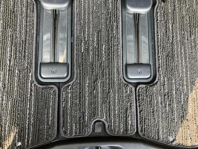 アルファード Ｓ　Ｃパッケージ　新品タイヤ／サンルーフ／保証書／ディスプレイオーディオ＋ナビ９インチ／フリップダウンモニター　純正　１２．１インチ／トヨタセーフティセンス／両側電動スライドドア／エアーシート　前席　バックカメラ（24枚目）