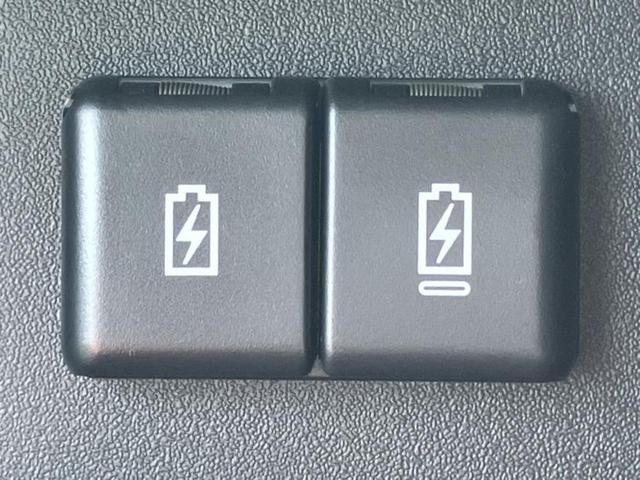 スペーシアギア ハイブリッドＸＺ　保証書／純正　９インチ　メモリーナビ／セーフティサポート（スズキ）／両側電動スライドドア／シートヒーター　前席／全方位モニター／車線逸脱防止支援システム／登録済未使用車／ヘッドランプ　ＬＥＤ（40枚目）