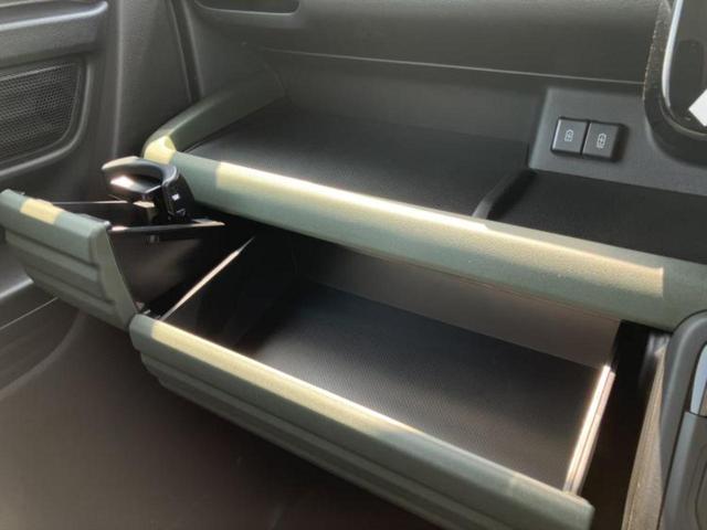 スペーシアギア ハイブリッドＸＺ　保証書／純正　９インチ　メモリーナビ／セーフティサポート（スズキ）／両側電動スライドドア／シートヒーター　前席／全方位モニター／車線逸脱防止支援システム／登録済未使用車／ヘッドランプ　ＬＥＤ（41枚目）