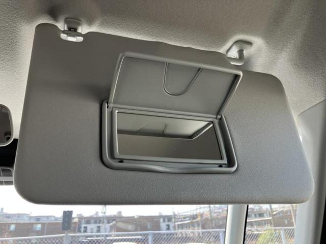 スペーシアギア ハイブリッドＸＺ　保証書／純正　９インチ　メモリーナビ／セーフティサポート（スズキ）／両側電動スライドドア／シートヒーター　前席／全方位モニター／車線逸脱防止支援システム／登録済未使用車／ヘッドランプ　ＬＥＤ（42枚目）