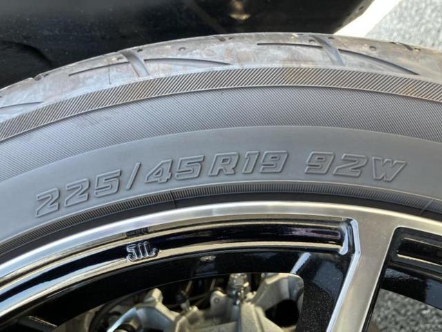 ４ＷＤハイブリッドＧＲスポーツ　ガラスルーフ／保証書／ディスプレイオーディオ＋ナビ１０インチ／トヨタセーフティセンス／シートヒーター　前席／パノラミックビューモニター／車線逸脱防止支援システム／シート　ハーフレザー（画像52）