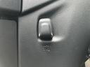 WECARSの展示場では実際に見て、触ってお車をお選びいただけます!知識の豊富な営業スタッフが様々なカーライフをご提案いたします!