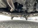 車両前方側の下廻り画像です。エンジン付近から車両中央部までの状態を確認いただけます。◆ご購入前に気になる下廻りの様子を把握したい方は、店頭スタッフまでお問い合わせ下さい。
