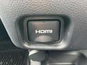 HDMI入力端子は、様々な機器との接続を可能にします。後部座席でのエンターテイメントを充実させ、快適な移動時間を過ごせます。長距離ドライブにも最適です。