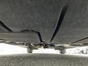 車両前方側の下廻り画像です。エンジン付近から車両中央部までの状態を確認いただけます。◆ご購入前に気になる下廻りの様子を把握したい方は、店頭スタッフまでお問い合わせ下さい。