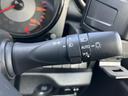 操作しやすいウインカーレバーで、安全な車線変更をサポートします。直感的な操作感で、スムーズな運転をサポートします。