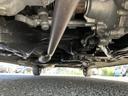 車両前方側の下廻り画像です。エンジン付近から車両中央部までの状態を確認いただけます。◆ご購入前に気になる下廻りの様子を把握したい方は、店頭スタッフまでお問い合わせ下さい。