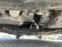 車両前方側の下廻り画像です。エンジン付近から車両中央部までの状態を確認いただけます。◆ご購入前に気になる下廻りの様子を把握したい方は、店頭スタッフまでお問い合わせ下さい。