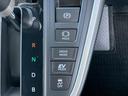 日々の運転に欠かせないスイッチ類です。わかりやすい操作性で、快適なドライブをサポートします。