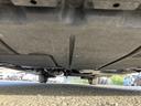 車両前方側の下廻り画像です。エンジン付近から車両中央部までの状態を確認いただけます。◆ご購入前に気になる下廻りの様子を把握したい方は、店頭スタッフまでお問い合わせ下さい。