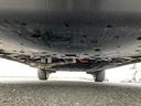 車両前方側の下廻り画像です。エンジン付近から車両中央部までの状態を確認いただけます。◆ご購入前に気になる下廻りの様子を把握したい方は、店頭スタッフまでお問い合わせ下さい。