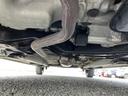 車両前方側の下廻り画像です。エンジン付近から車両中央部までの状態を確認いただけます。◆ご購入前に気になる下廻りの様子を把握したい方は、店頭スタッフまでお問い合わせ下さい。