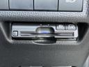 ETC車載器を備えており、ETCカードを利用した料金所の通過に活用できます。高速道路のお出かけをスムーズに進めたい方に便利な装備で、日常の移動から遠方への旅行まで幅広いシーンで役立ちます。