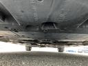 車両前方側の下廻り画像です。エンジン付近から車両中央部までの状態を確認いただけます。◆ご購入前に気になる下廻りの様子を把握したい方は、店頭スタッフまでお問い合わせ下さい。