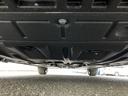 車両前方側の下廻り画像です。エンジン付近から車両中央部までの状態を確認いただけます。◆ご購入前に気になる下廻りの様子を把握したい方は、店頭スタッフまでお問い合わせ下さい。