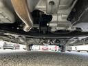 車両前方側の下廻り画像です。エンジン付近から車両中央部までの状態を確認いただけます。◆ご購入前に気になる下廻りの様子を把握したい方は、店頭スタッフまでお問い合わせ下さい。