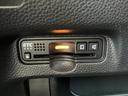 ETC車載器を装備しており、ETCカードを利用した料金所の通過に対応します。高速道路やスマートインターチェンジを利用する際にも、料金所での支払いをスムーズに進められます。