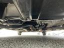 車両前方側の下廻り画像です。エンジン付近から車両中央部までの状態を確認いただけます。◆ご購入前に気になる下廻りの様子を把握したい方は、店頭スタッフまでお問い合わせ下さい。