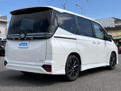 �礭�ʥꥢ������ɥ��Ȳ��˿��Ӥ���פ�����Ū�ʸ���ѡ��ܥǥ�¦�̤�³���饤���ޤȤޤ꤬���ꡢ�������줿ʷ�ϵ��򴶤�������ǥ�����Ǥ��� 3