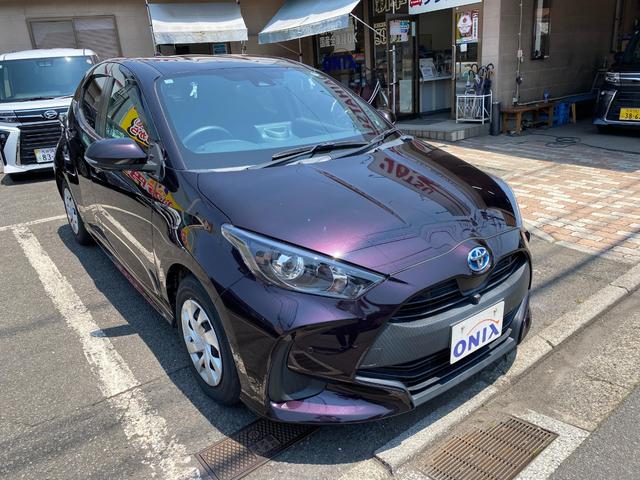 ヤリス ハイブリッドＧ　サイドカメラ　ＬＤＡ　フロントカメラ　Ｉストップ　サイドエアバッグ　スマートキ　ナビ　Ｂモニター　ドライブレコーダー　ＥＴＣ車載器　横滑り防止装置　セキュリティアラーム　メディアプレイヤー接続　ＡＢＳ（7枚目）