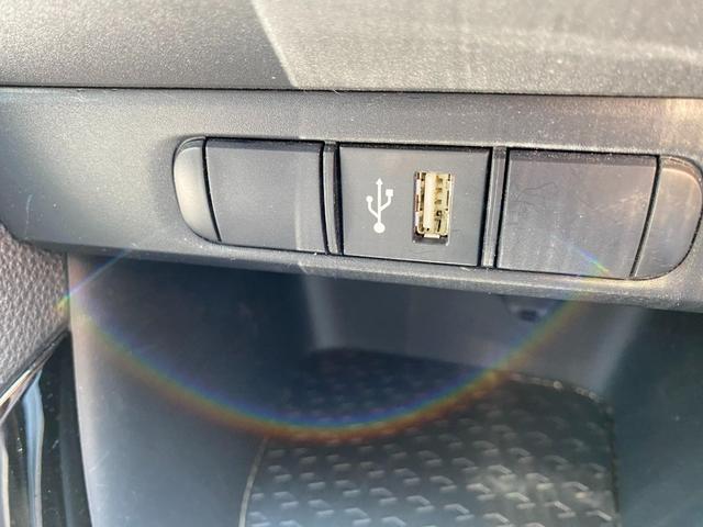 ヤリス ハイブリッドＧ　サイドカメラ　ＬＤＡ　フロントカメラ　Ｉストップ　サイドエアバッグ　スマートキ　ナビ　Ｂモニター　ドライブレコーダー　ＥＴＣ車載器　横滑り防止装置　セキュリティアラーム　メディアプレイヤー接続　ＡＢＳ（29枚目）