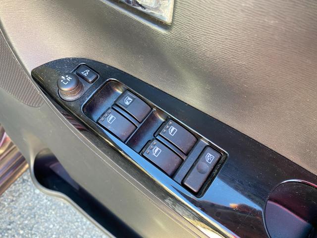 タント カスタムＸ　ＳＡ　盗難防止　運転席エアバッグ　衝突被害軽減　両側スライド片側電動ドア　スマ－トキ－　アルミ　ＡＡＣ　パワステ　横滑防止　サイドエアバック　キーレスエントリー　ＡＢＳ　アイドリング　ベンチ席　全席ＰＷ（16枚目）